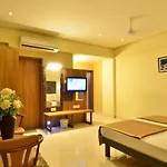 Hotel Tiranga Residency